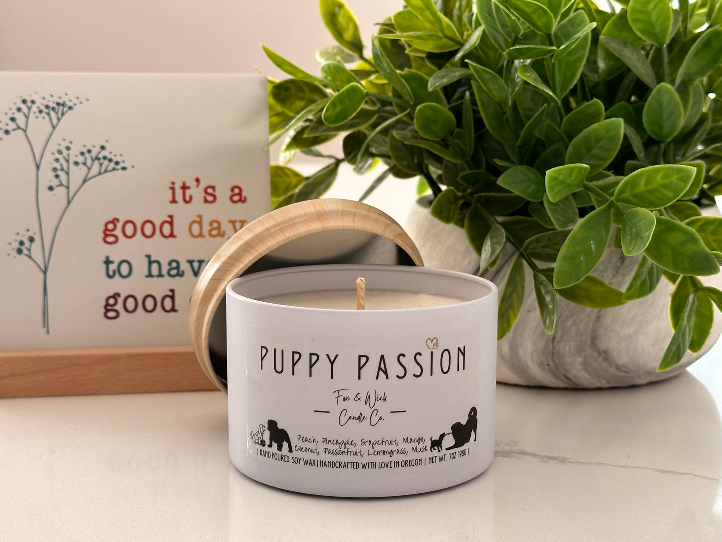 Puppy Passion: Passionfruit Pineapple Candle