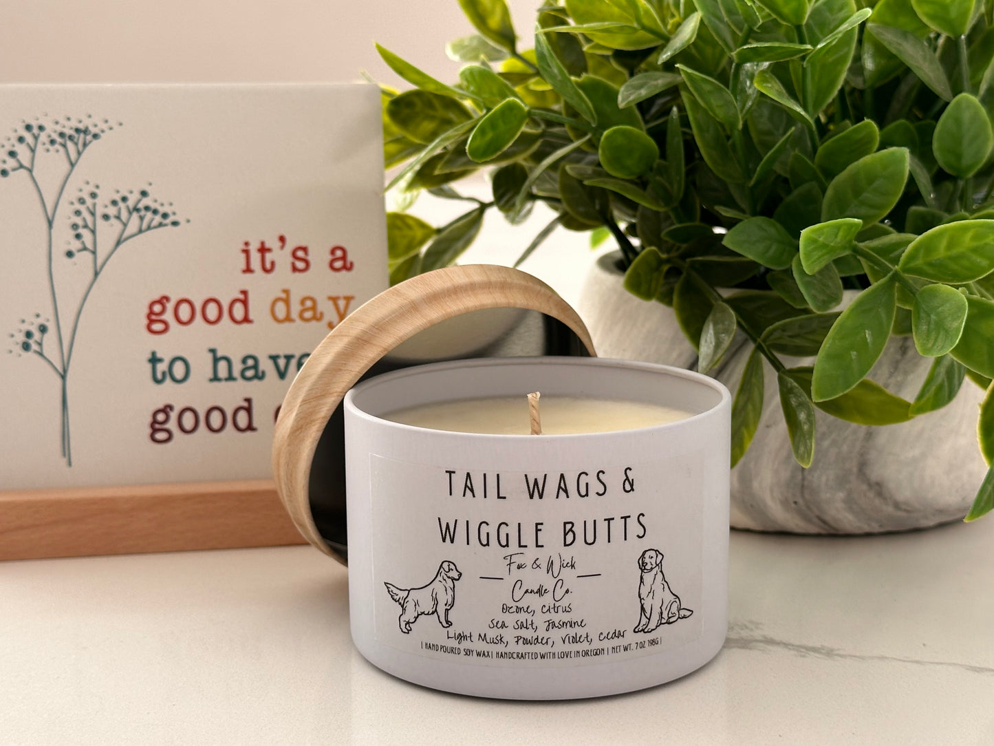 Tail Wags & Wiggle Butts Candle